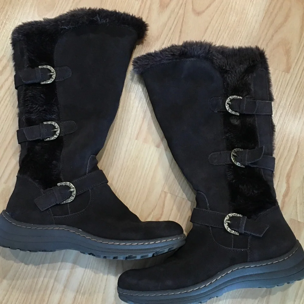 Women's Brown Fur-Lined Boots - Picture 3 of 9